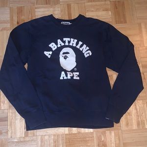 A BATHING APE blue crewneck